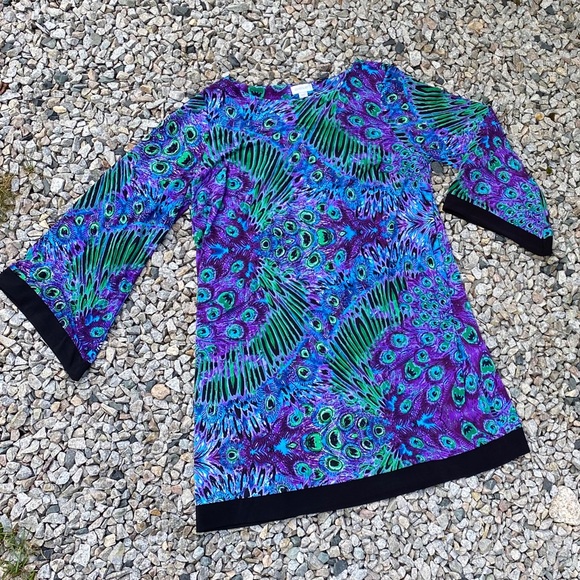 Avenue Dresses & Skirts - NWT Avenue peacock shift dress